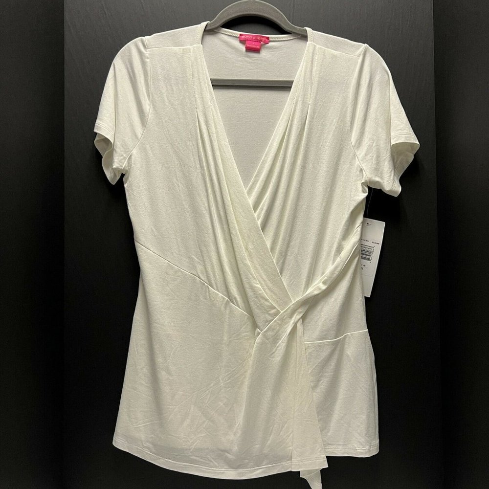 New w/Tag Sunny Leigh MED WHT Soft Fine Gauge Knit Wrap Top V-Neck Short Sleeve